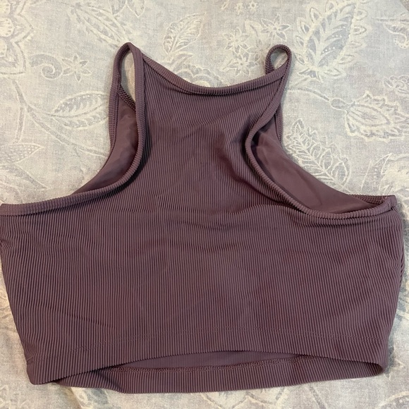 Beach Riot workout top. - Picture 3 of 5